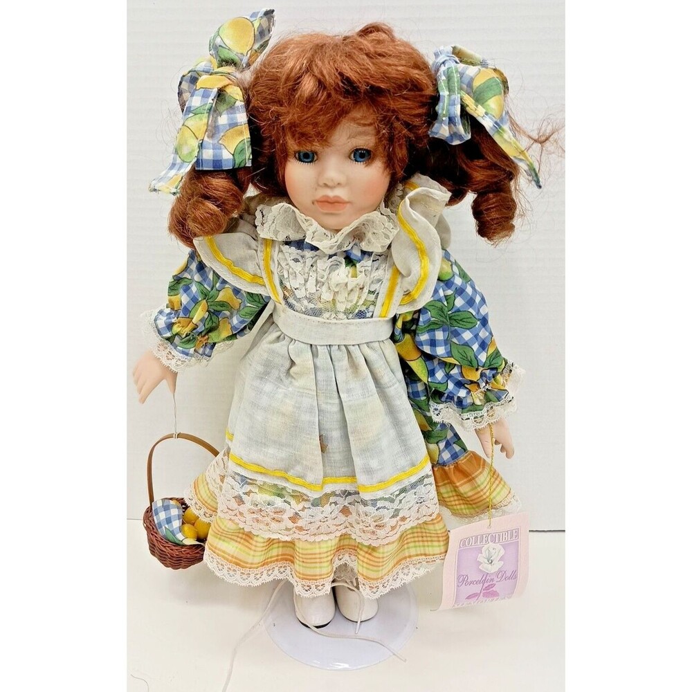Kmart Genuine Porcelain Collectible Memories Handcrafted Doll Elizabeth 15"